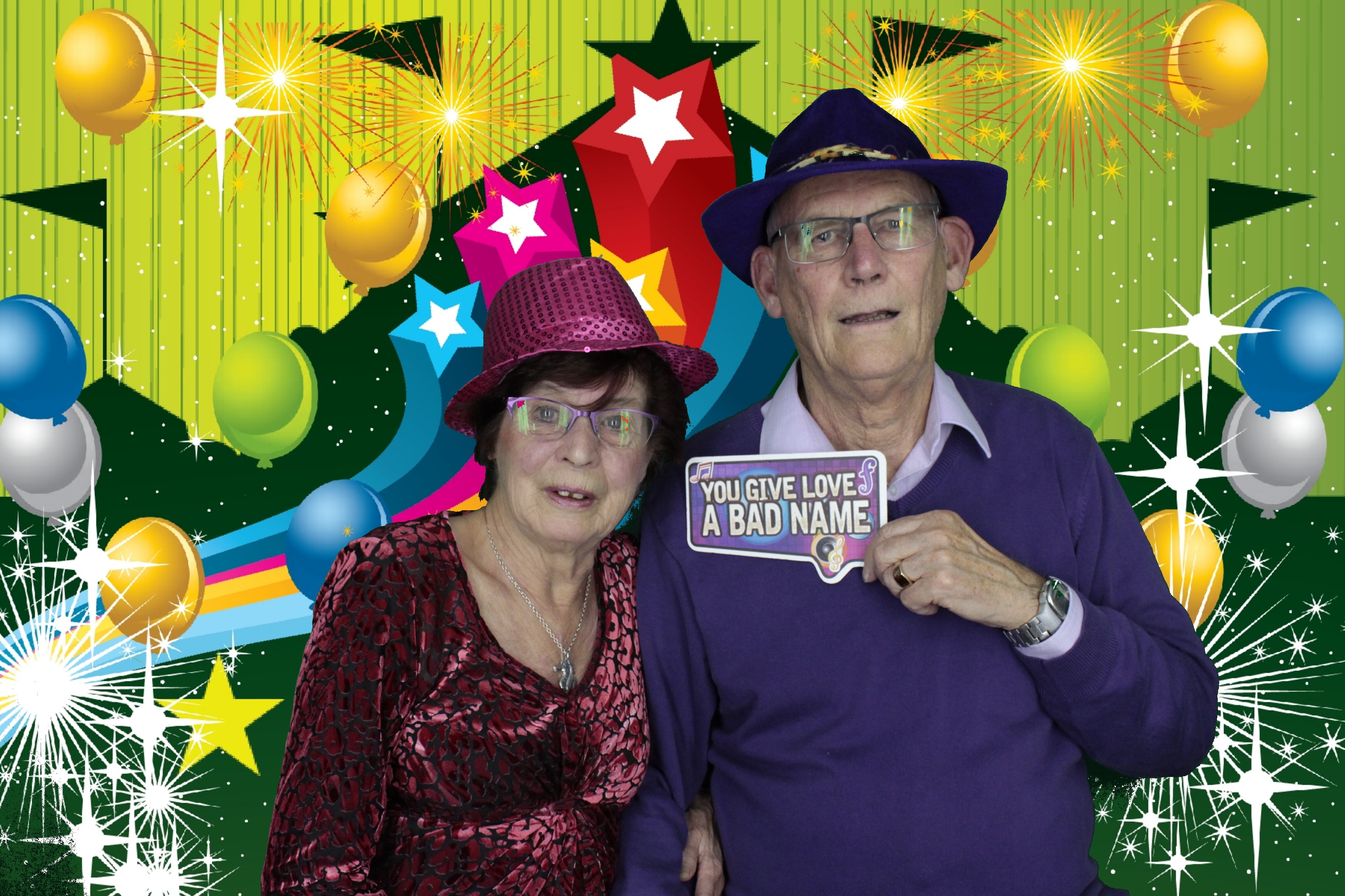 Nikki and Lance's Wedding | View more photos from the event at gallery.myphotoboothexperience.co.uk/u/MyPhotoBoothExperienceLtd/Nikki-and-Lances-Wedding